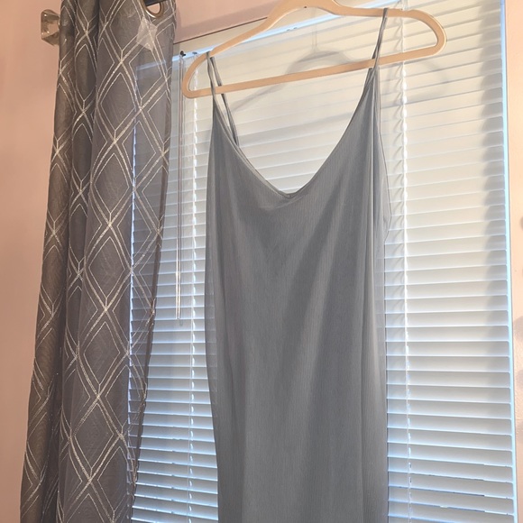 Dress - Picture 1 of 2